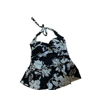 Shore Club one piece bathing suit sz. 22